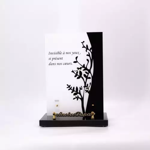 Plaque funéraire galbée