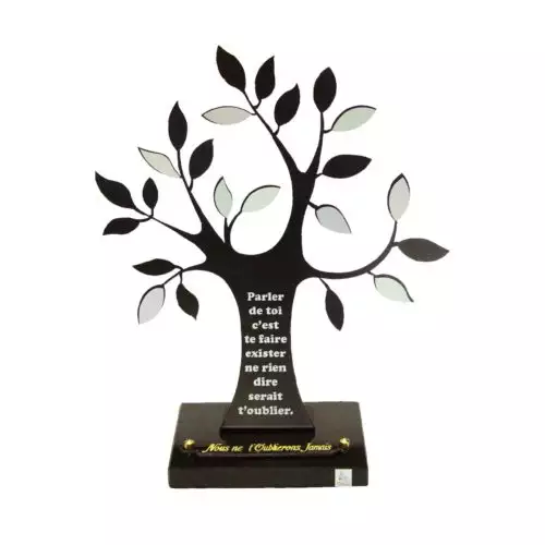 Plaque funéraire galbée