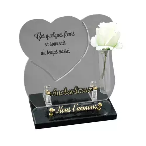 Plaque funéraire galbée