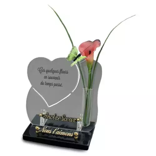 Plaque funéraire galbée