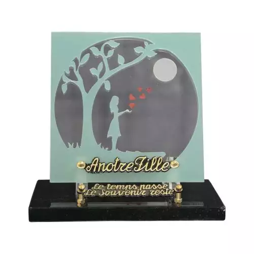 plaque mortuaire plexiglas, magasin de plaque funeraire, objet funeraire personnalisée