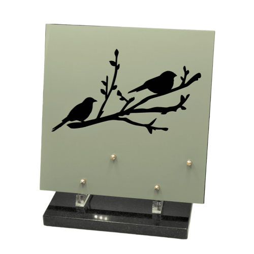 Plaque-funéraire-oiseaux-perchés